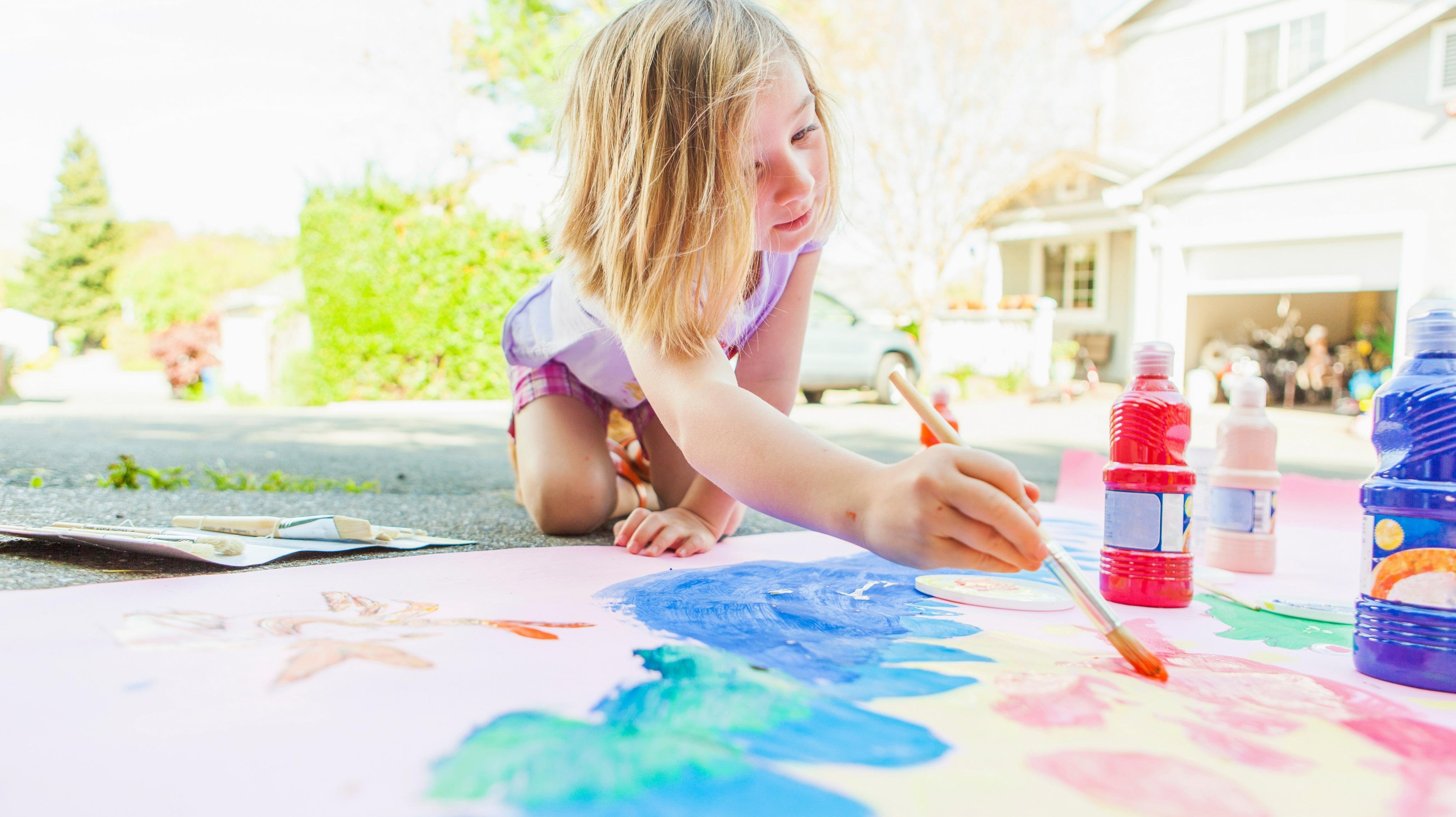 What's the Difference Between Acrylic Paint and Tempera Paint?