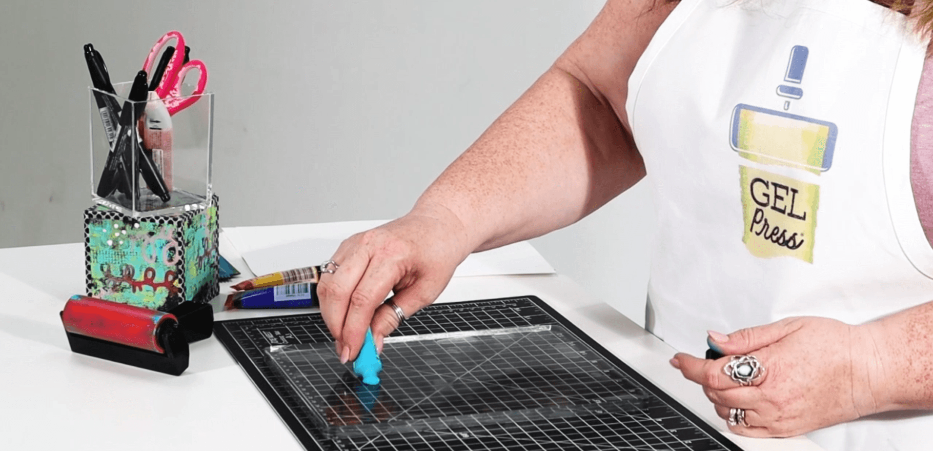 Easy Guide: How to Clean Gel Plate | Gel Press