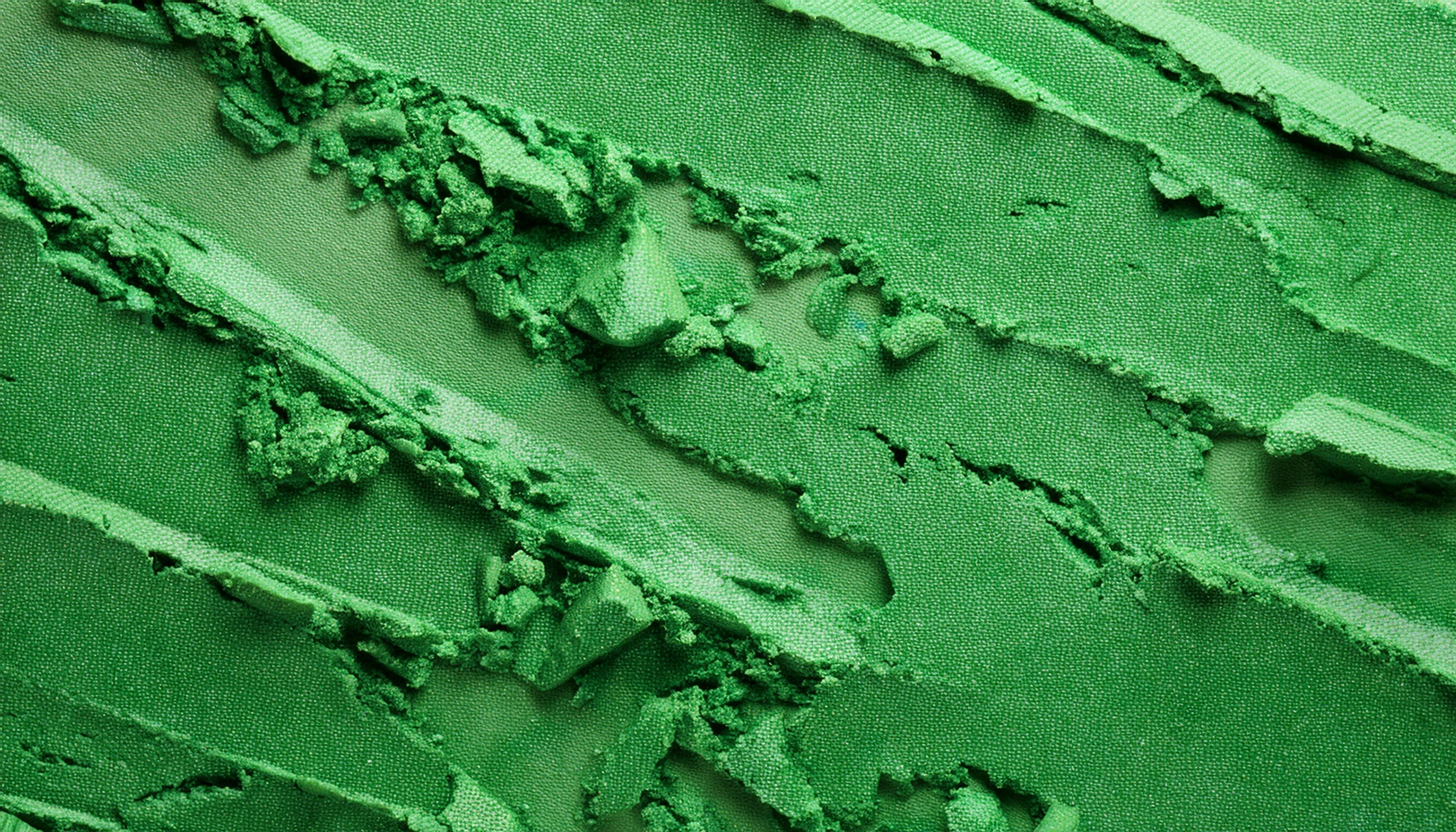 Green Color Psychology: Meaning, Symbolism & Shades